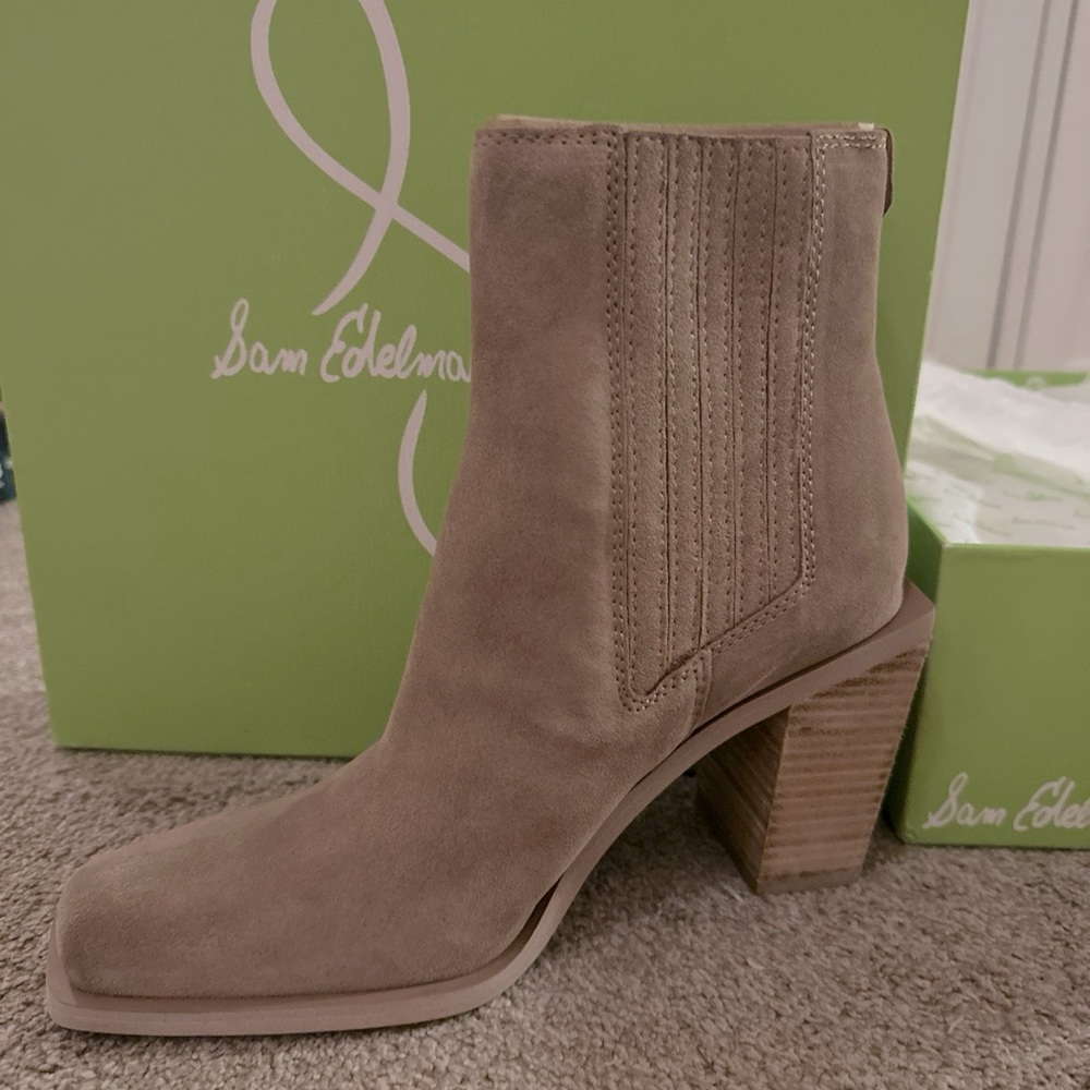 Sam Edelman Emalia Taupe Block Heel Pointed Toe Pull On Leather Ankle Boots